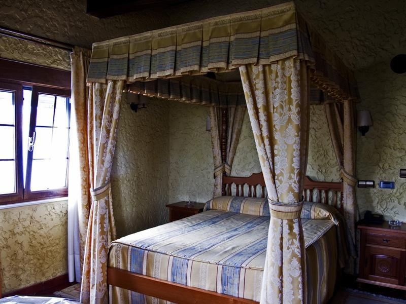 Hotel La Casona De Luis Кеведа Экстерьер фото