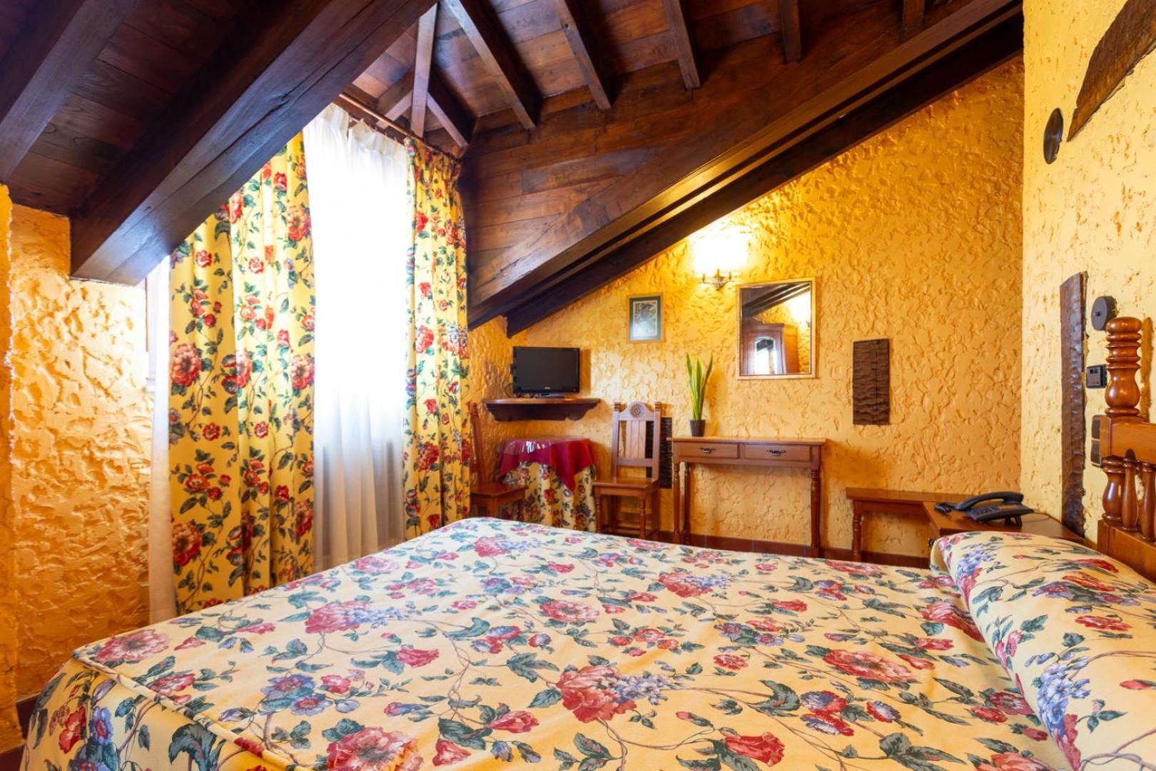 Hotel La Casona De Luis Кеведа Экстерьер фото