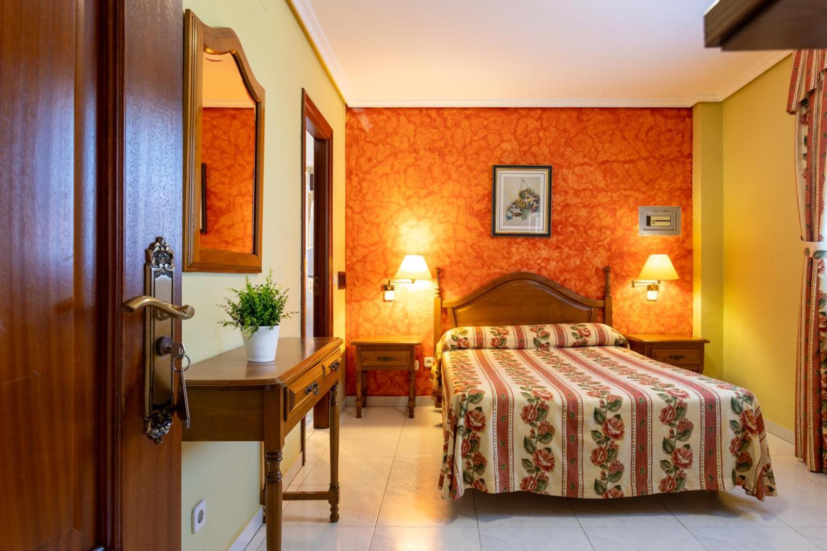 Hotel La Casona De Luis Кеведа Экстерьер фото